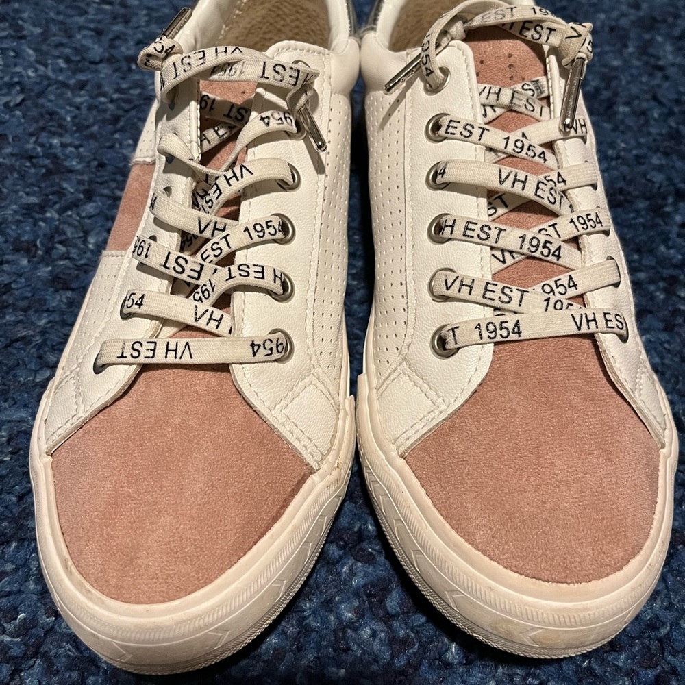 Vintage Havana (VH EST 1954) fashion sneakers in blush size 7.5